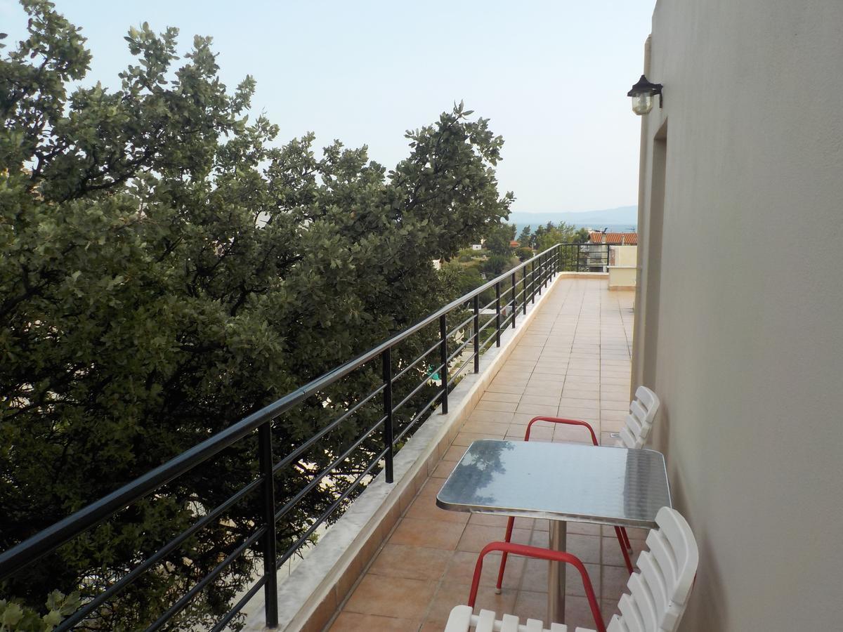 Hotel Kallithea Лутра-Эдипсу Экстерьер фото
