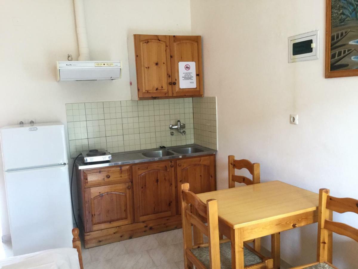 Hotel Kallithea Лутра-Эдипсу Экстерьер фото